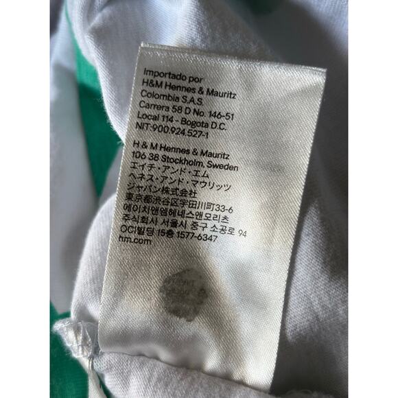 H&M Basic White & Green Star Print Tee - Boys Size 4-5 - Picture 4 of 5